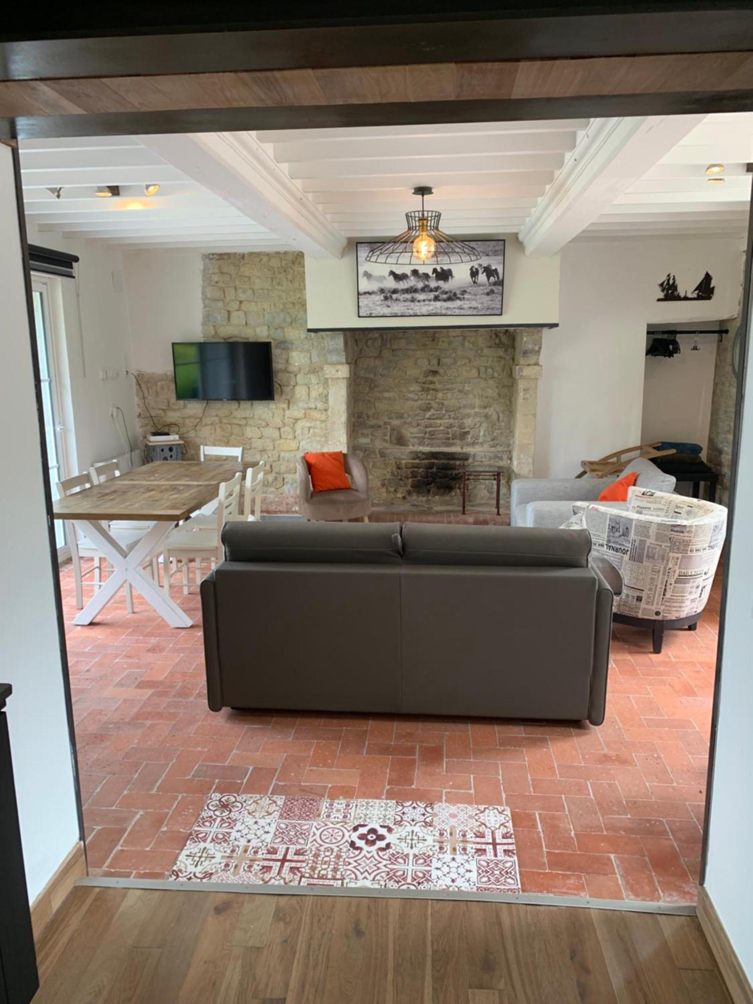 Comfortable House For 6 Guests In Saint-Come-Du-Mont Villa Kültér fotó